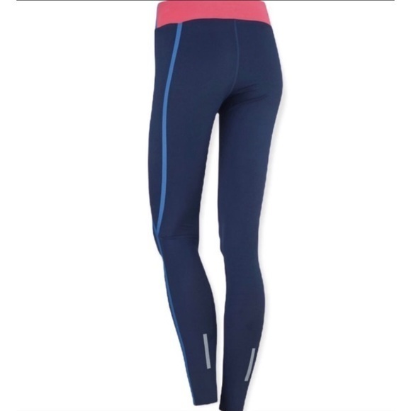 Kaari Traa Sigrun‎ Navy and Coral Compression Leggings Size Medium - Picture 1 of 4